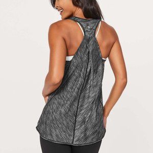Lululemon Essential Tank *Pleated workout tank top size 4